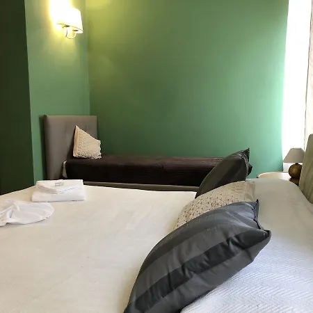 Les Di