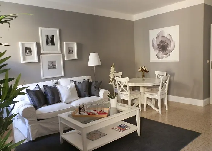 Les Di Apartman