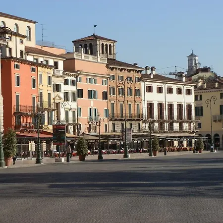 Les Di Lägenhet Verona